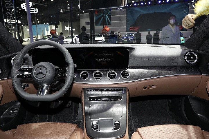 全新一代奔驰e级实车曝光,全新奔驰e级最新