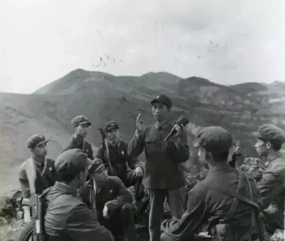 新兵入伍离别坐火车去部队记录,新兵入营四十多天的感受