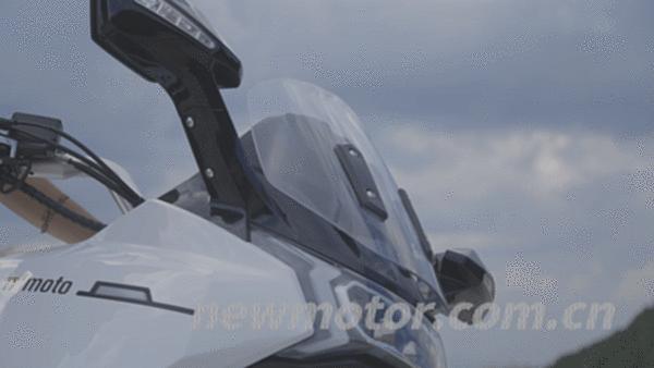 派方正式出圈!星舰324888元起,引力15013999元起|还有650巡航