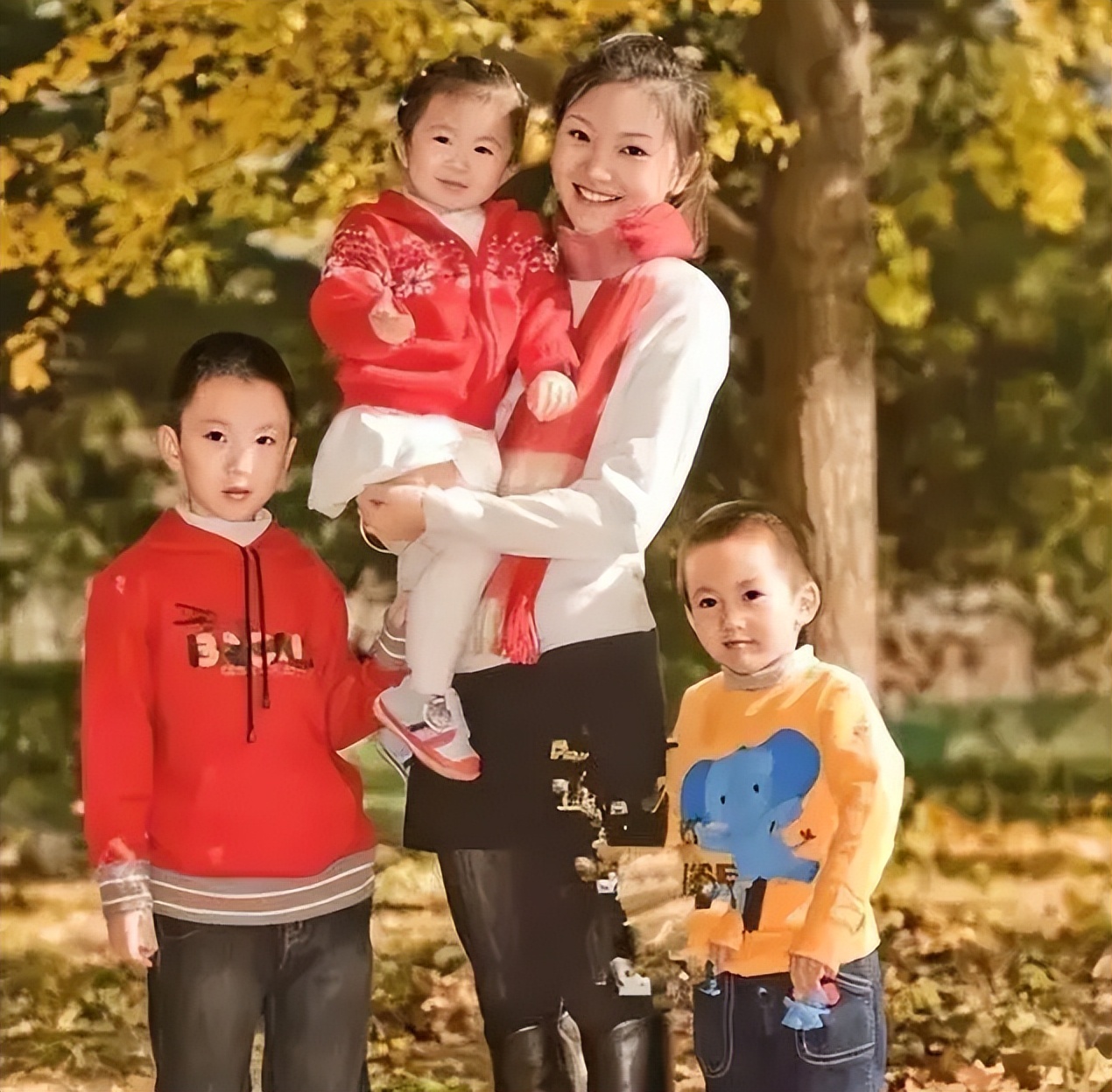 陈婷19岁声称不后悔嫁给张艺谋,19岁陈婷嫁给了谁