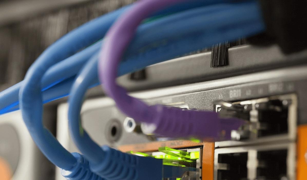 计算机存储器可分为几类,内部存储器主要分为哪两类