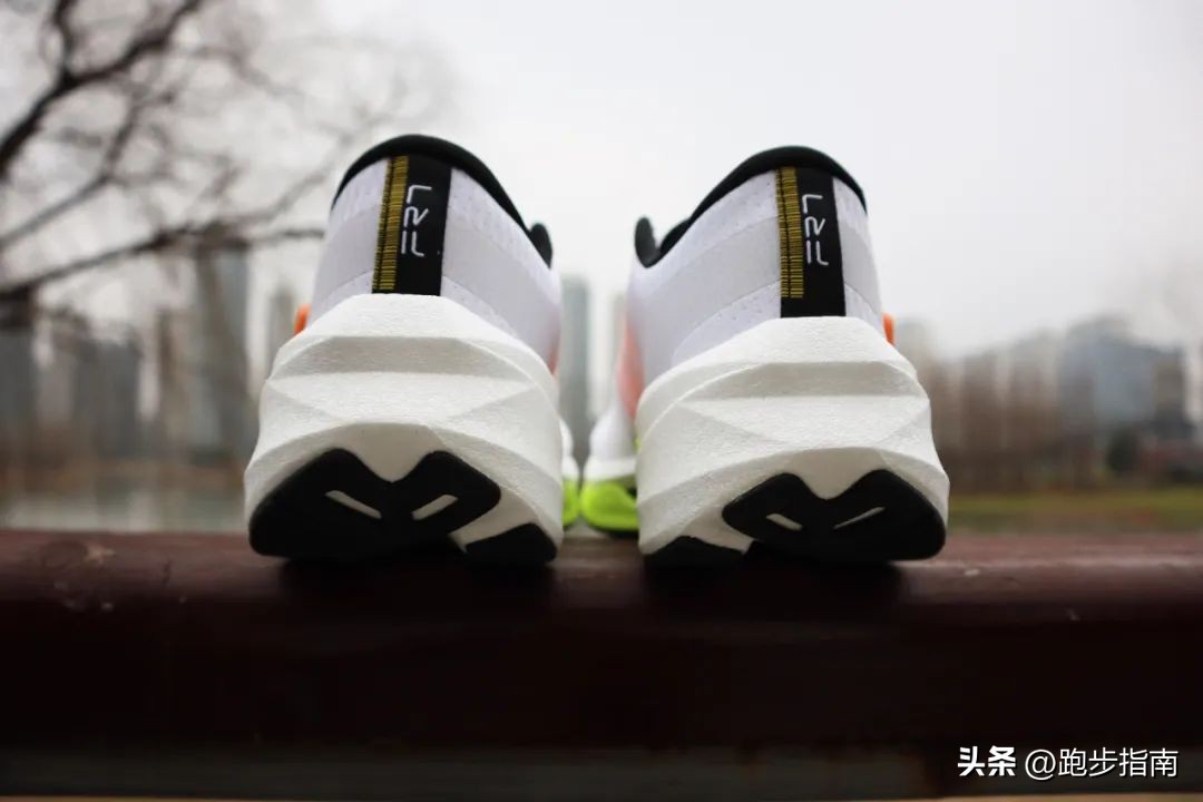 李宁烈骏7适合夏天穿吗,李宁跑鞋烈骏7pro测评