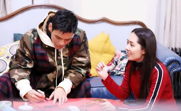 郭碧婷自己选的路跪着也要走完,郭碧婷goyard