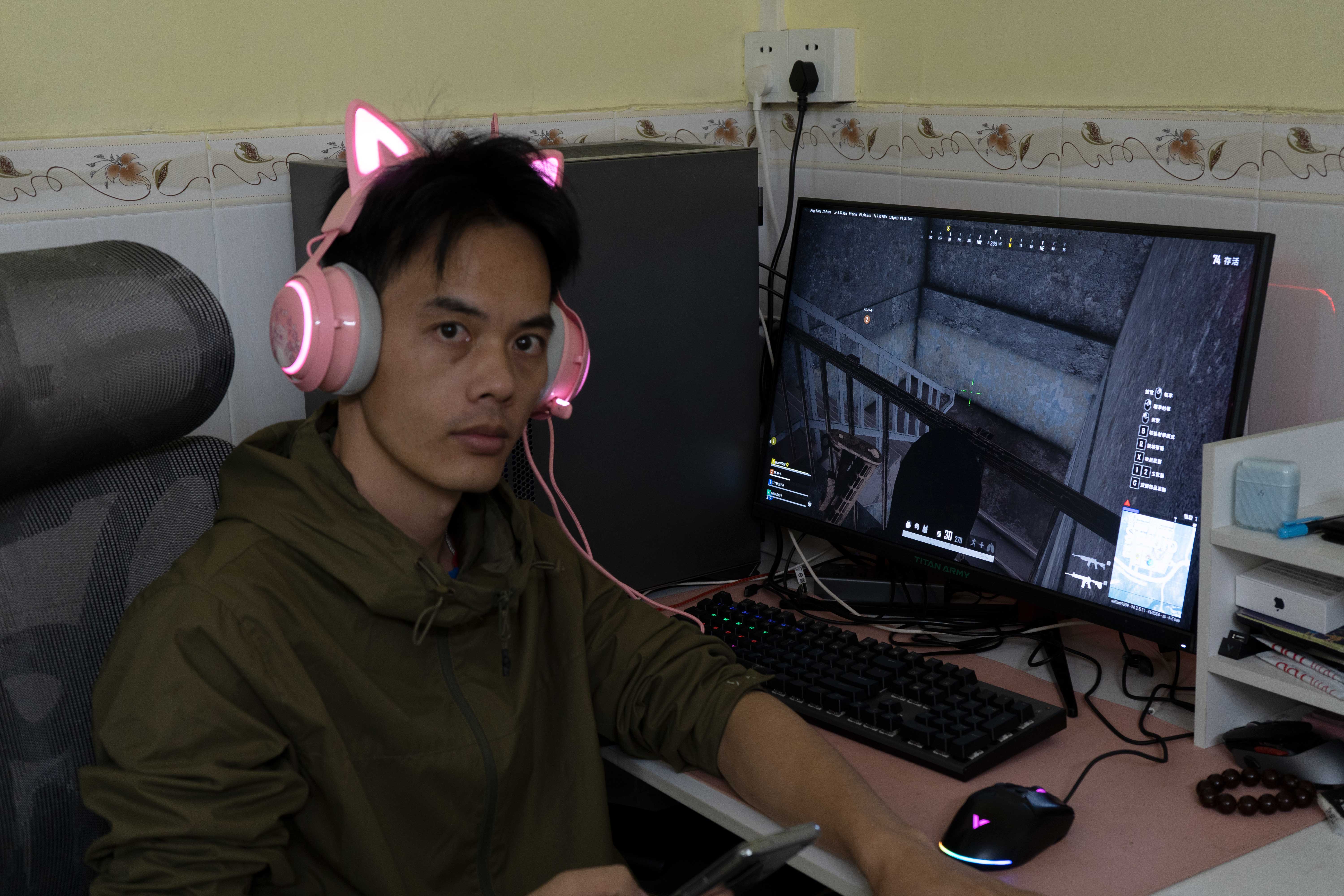 硬派甜心，硕美科粉色猫耳电竞游戏耳机体验