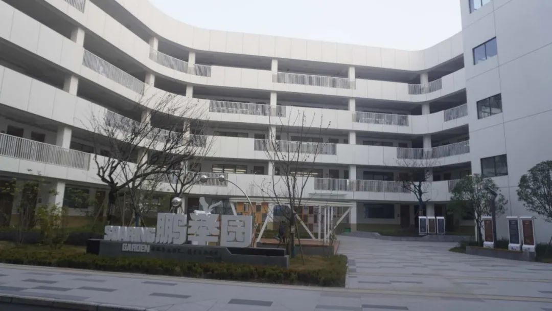 缁甸槼涓滆景楂樼骇涓鎺㈡牎,缁甸槼涓滆景楂樼骇涓鎺㈣