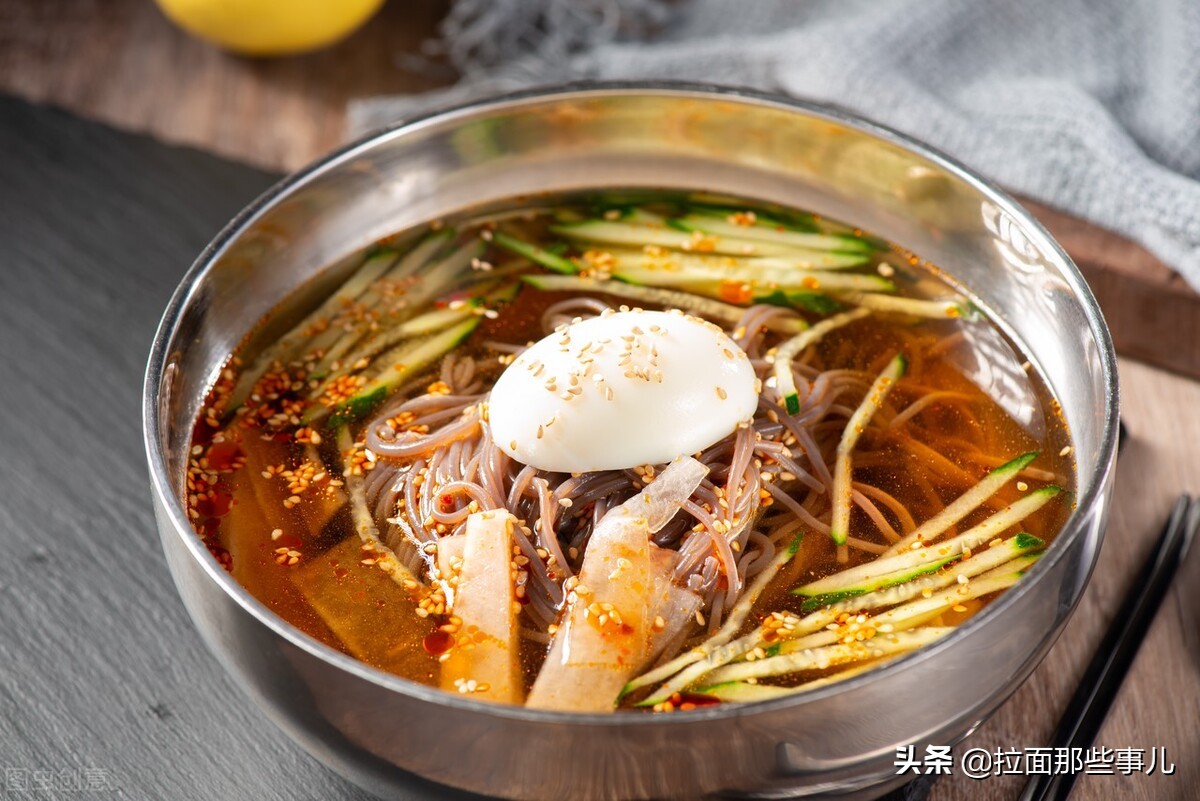 冷面汤汁怎么调最好吃,做冷面要什么调料好吃