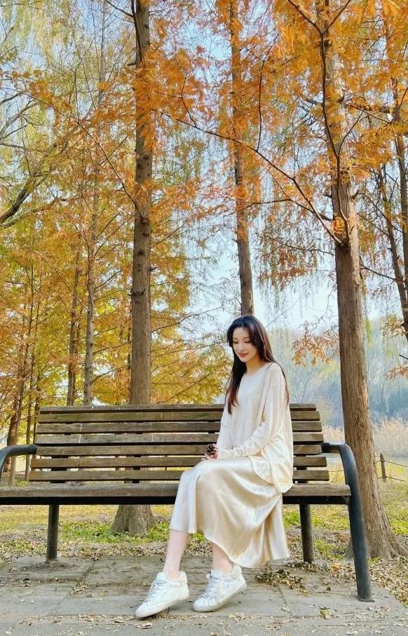 央视美女主持人马凡舒简历,央视美女马凡舒