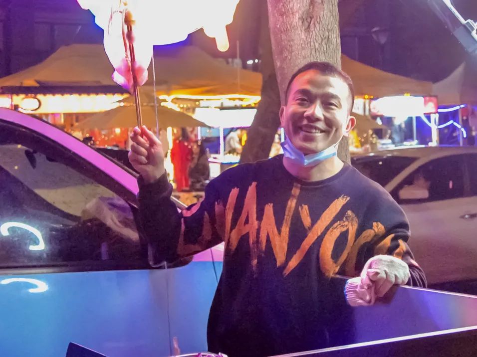 三色路夜市焕新归来,彰显国际范三色路夜市焕新归来