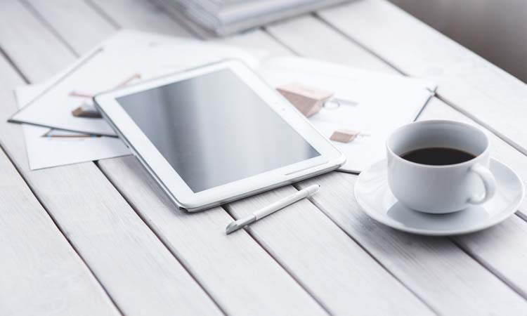 如何让不听话的下属听话,遇到不听话的领导怎么办