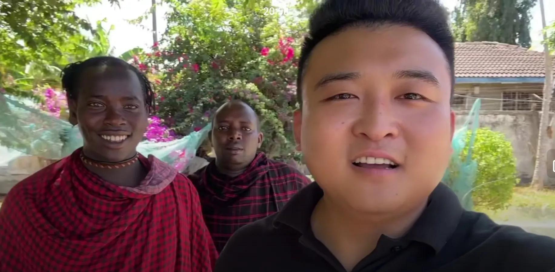 为保护小五两保镖受伤，不要奖金重情义，终于知道穿马赛服的作用