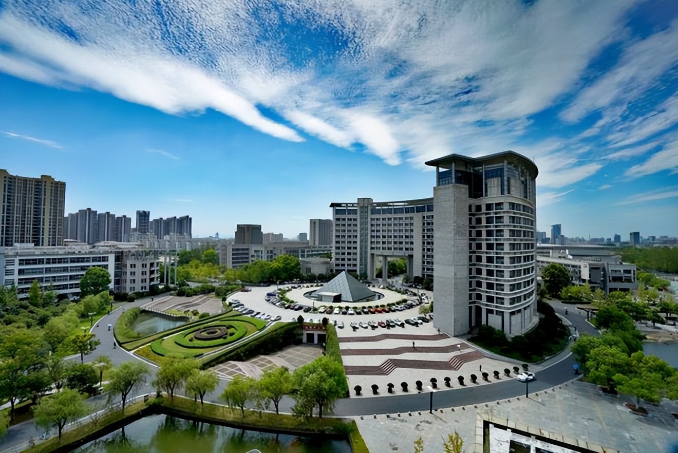 浙江工商大学下沙校区在哪个区,浙江工商大学属于哪个区