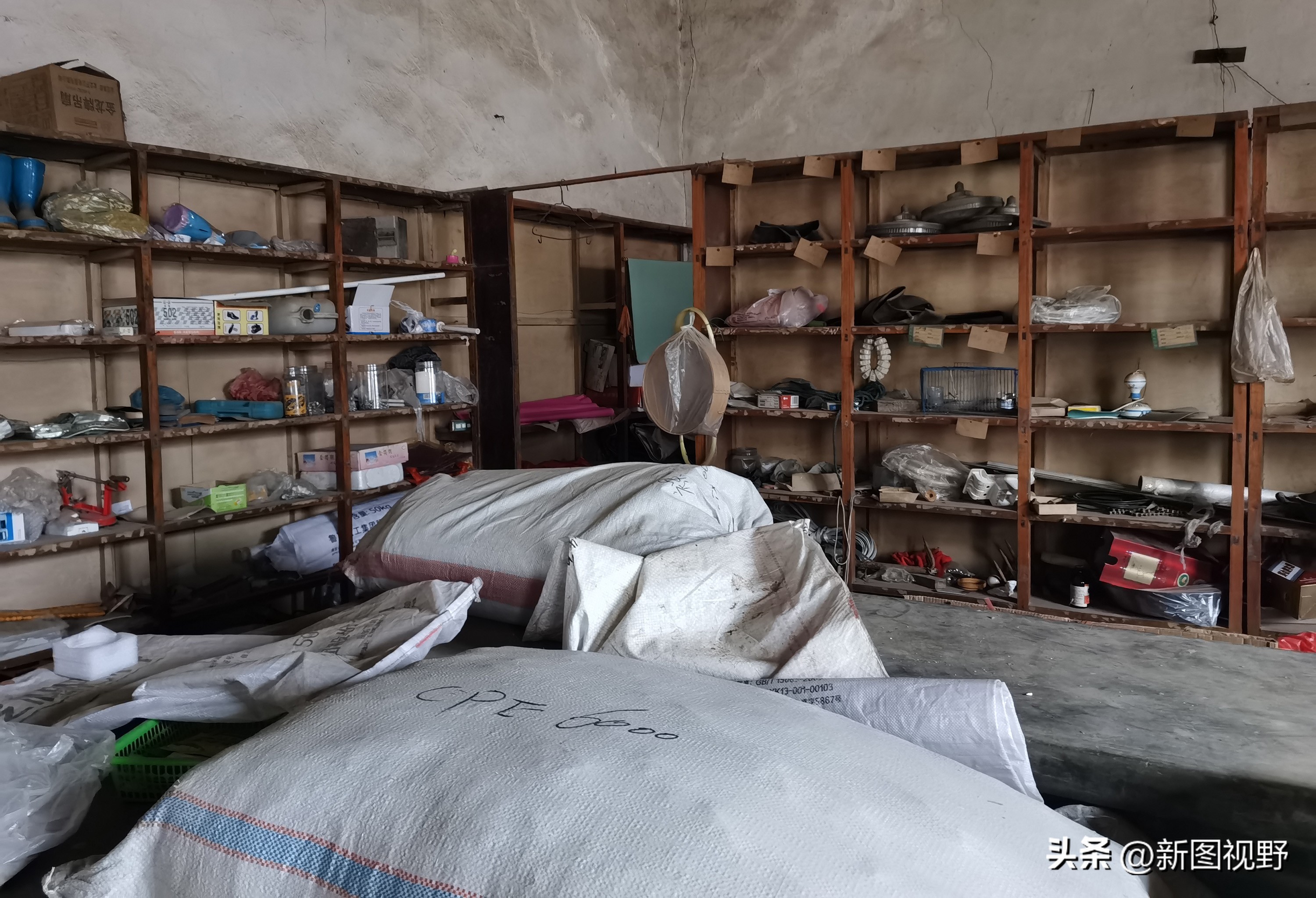 山村有家“私人商店”，经营模式特别，内部装修极其罕见