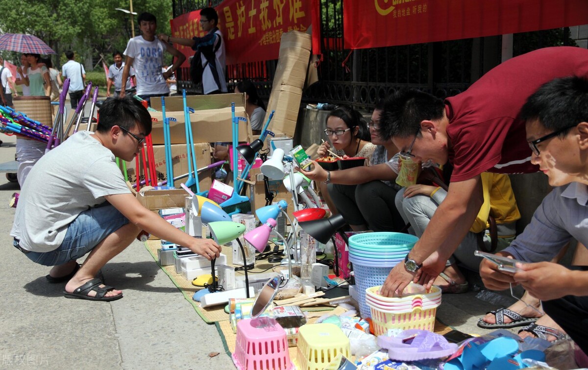 业余时间多做什么兼职能月入1千,网上兼职有哪些能月入2000