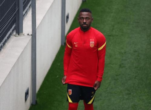 中国足球即将归化球员一览表,中国足球归化球员最新名单