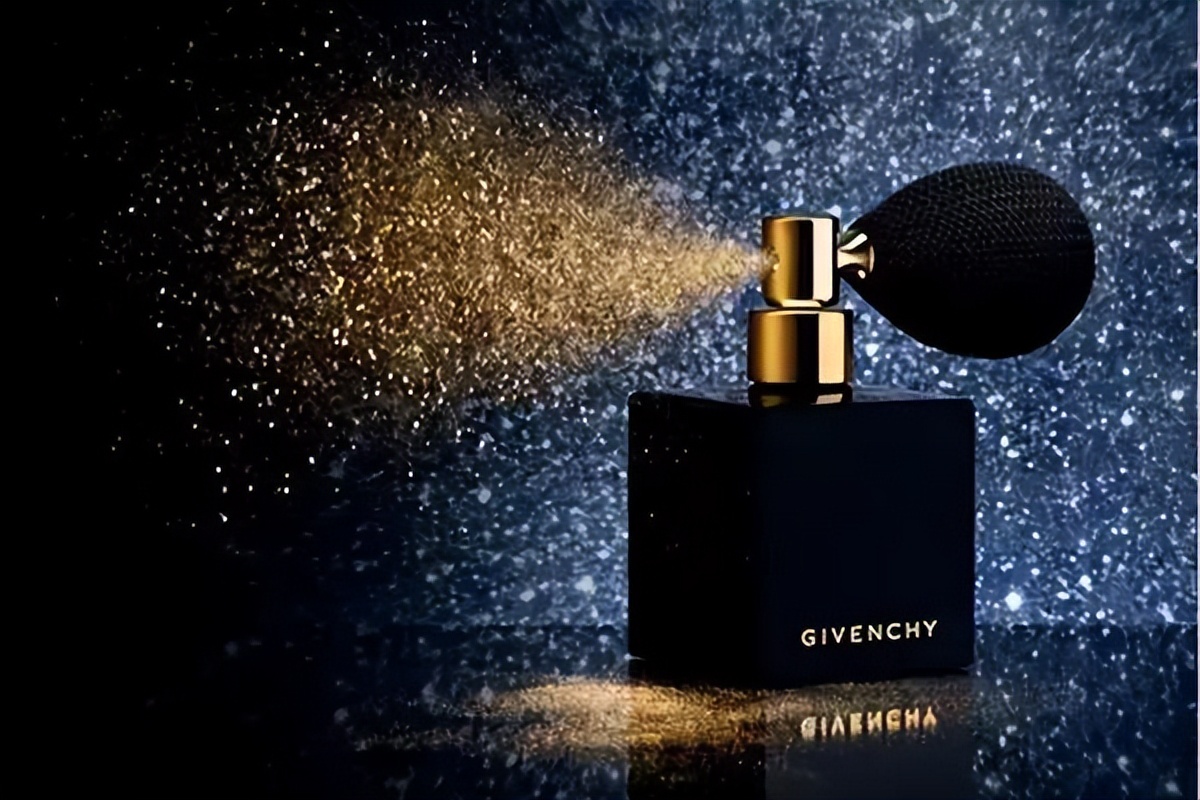 世界奢侈品牌背后的故事,奢侈品牌成长史