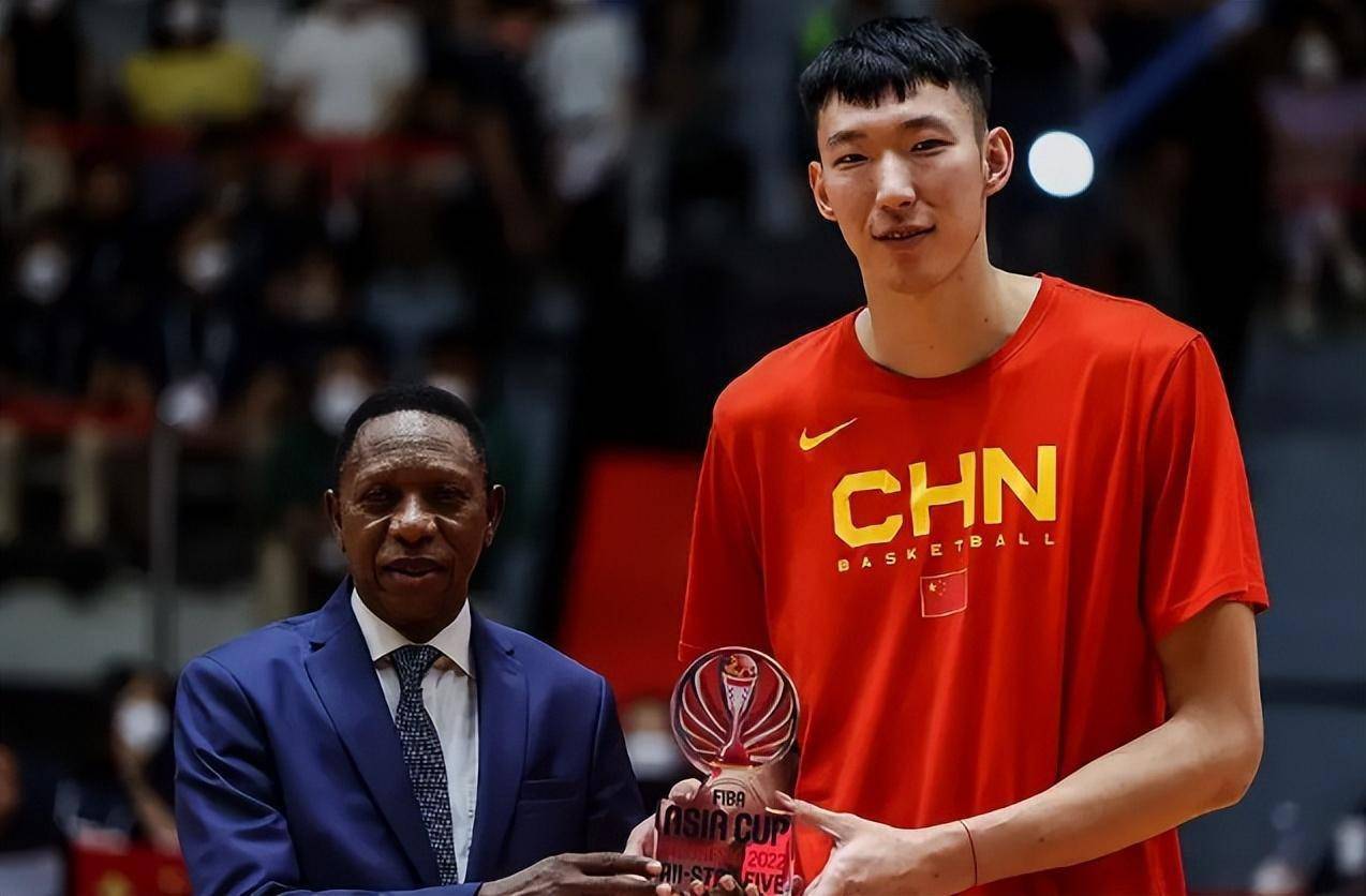 姚明cba各项数据纪录,cba总决赛姚明51分21篮板