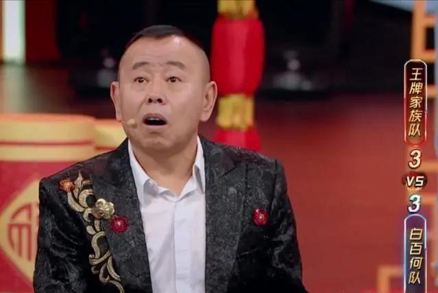 国内赚钱国外花、玩弄感情只生娃...这4位老狐狸的尾巴藏不住了？