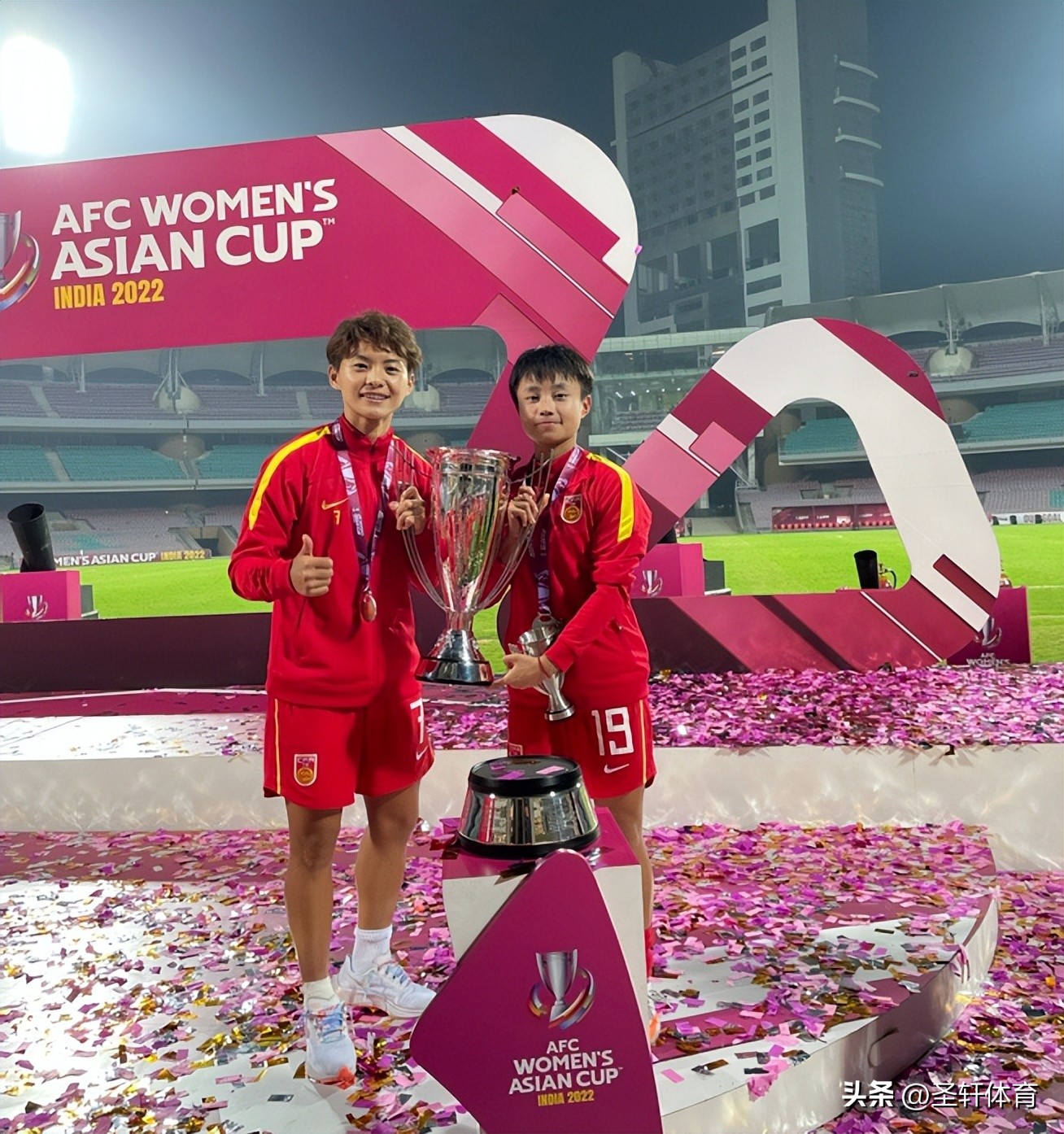 从10-0到5-0!张琳艳大爆发,6场比赛独造11球,彻底征服欧洲赛场