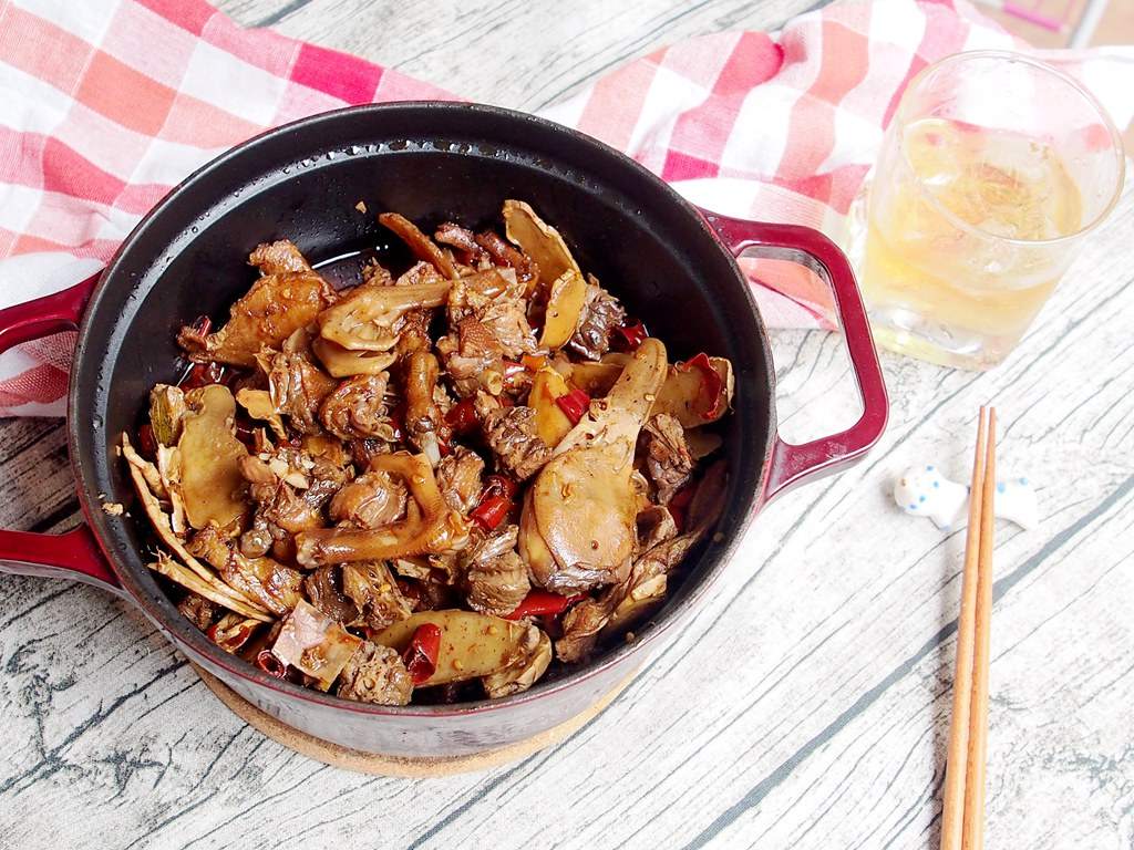 如何挑选一款好的珐琅锅,如何挑选一款性价比高的珐琅锅