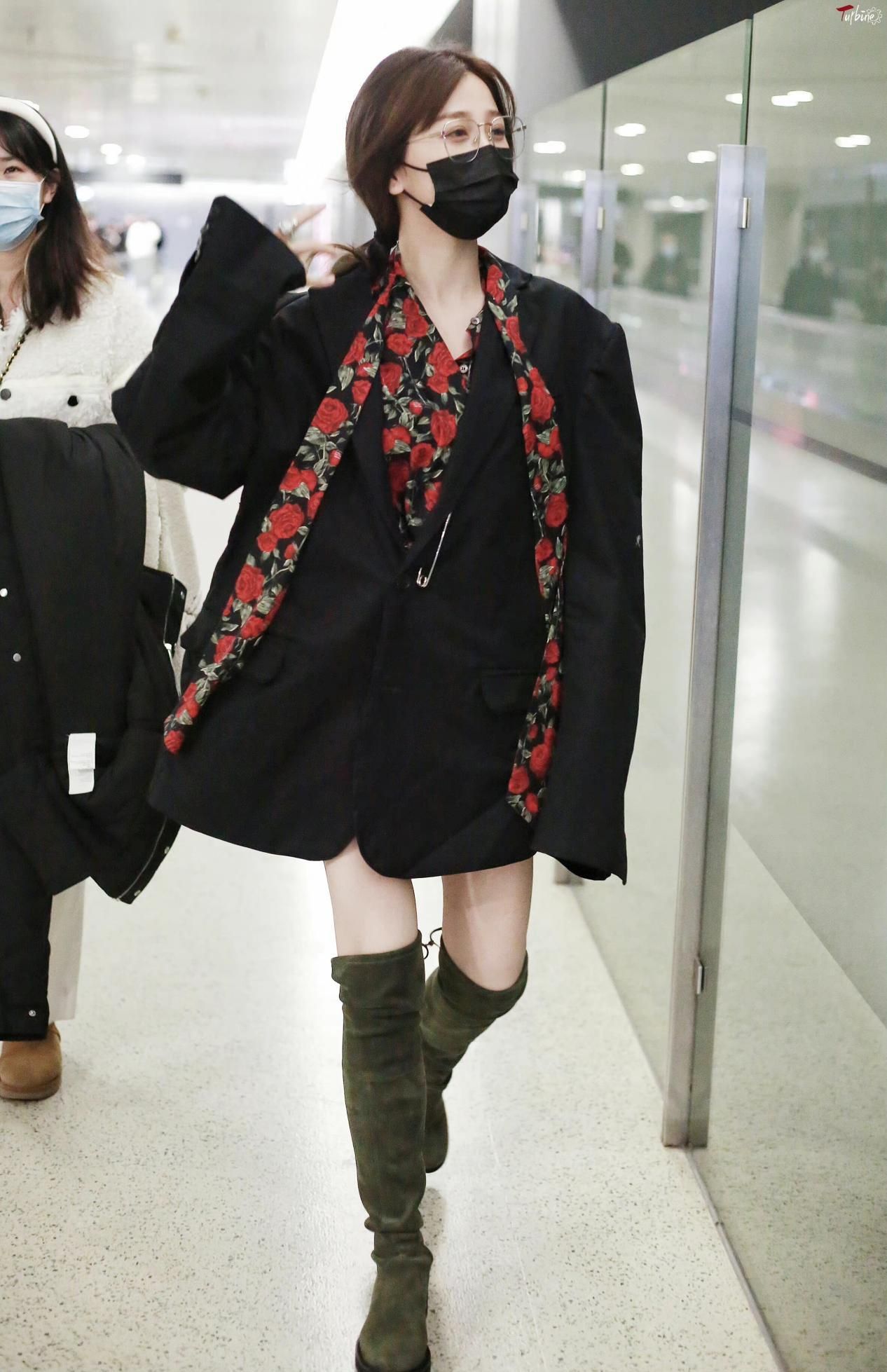 时尚人士必备的秋冬战靴,尖头靴子是秋季时尚圈的必备战靴