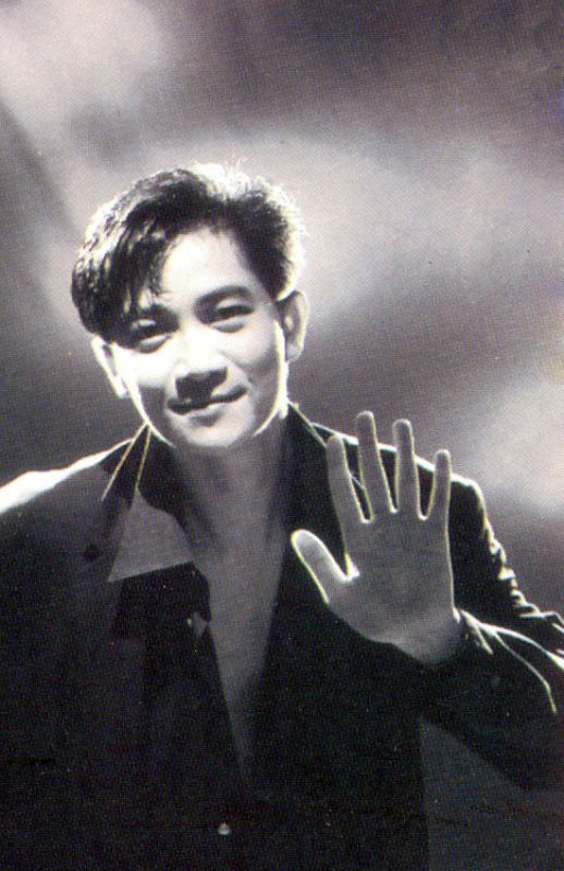 陈百强衣着品味帅到炸,陈百强时尚品味