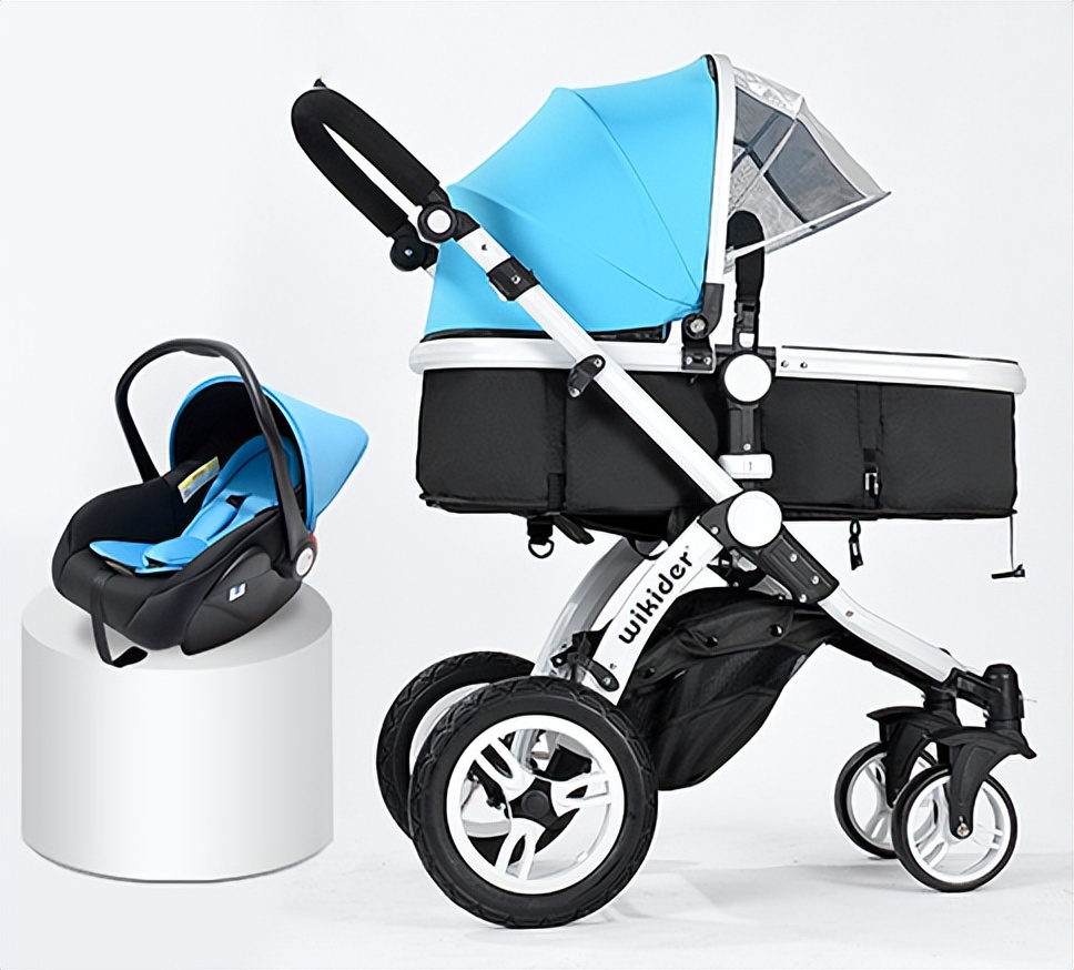 新生儿40天能抱着坐吗,新生儿40天能躺推车吗