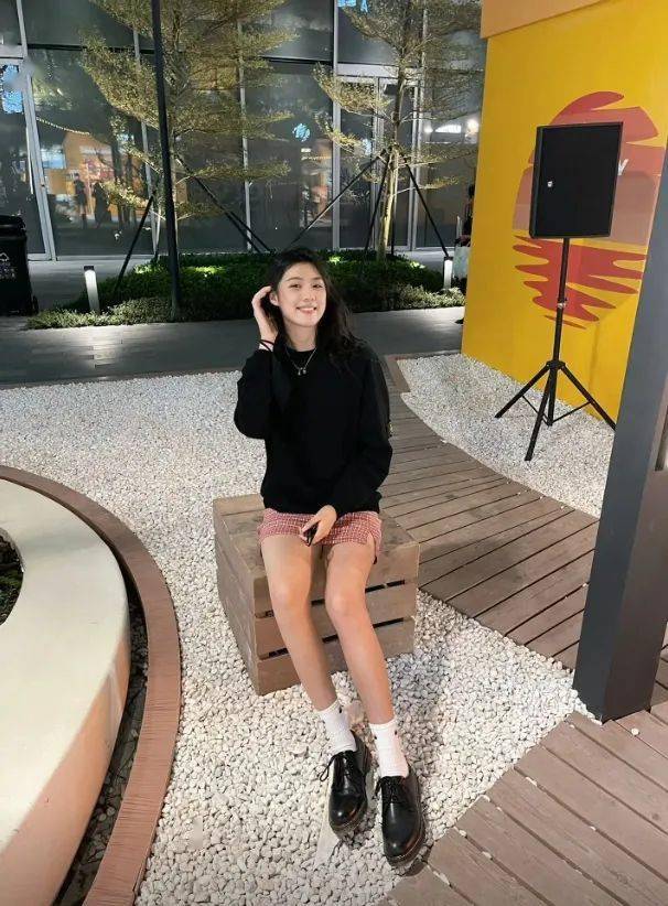 女篮颜值天花板李梦,女篮王思雨成长之路