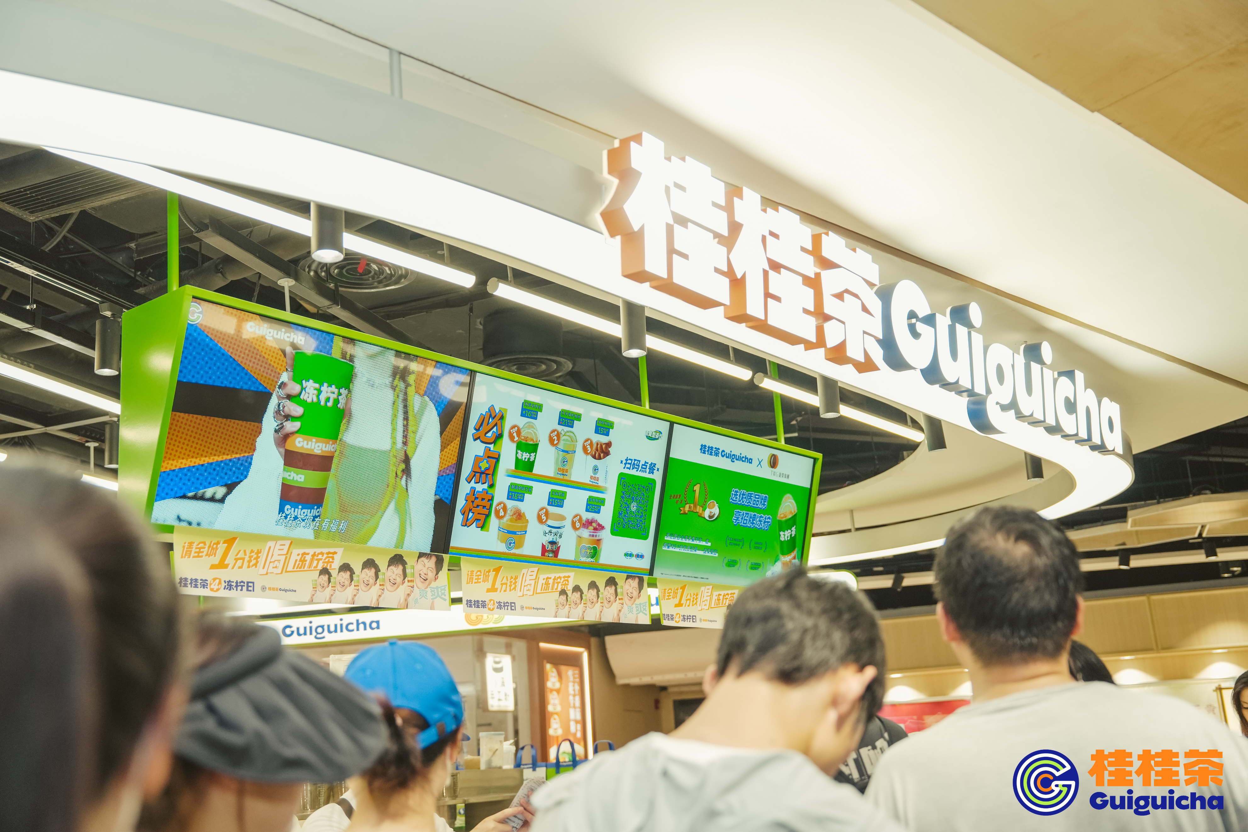 10平方奶茶店大概开店成本,16岁自己开店奶茶店如何经营