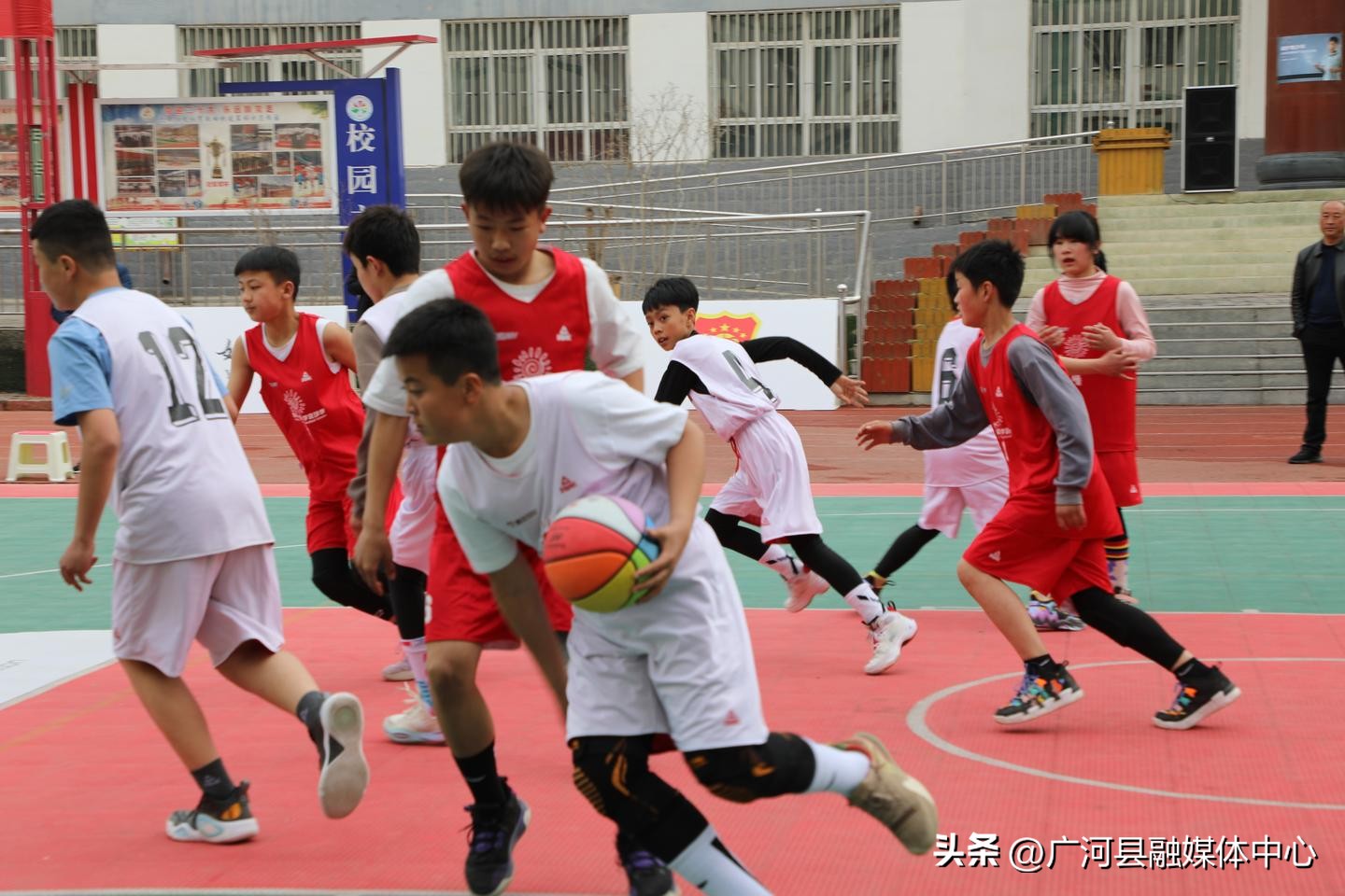 2021姚基金希望小学篮球季启动,2022姚基金小学篮球赛总决赛