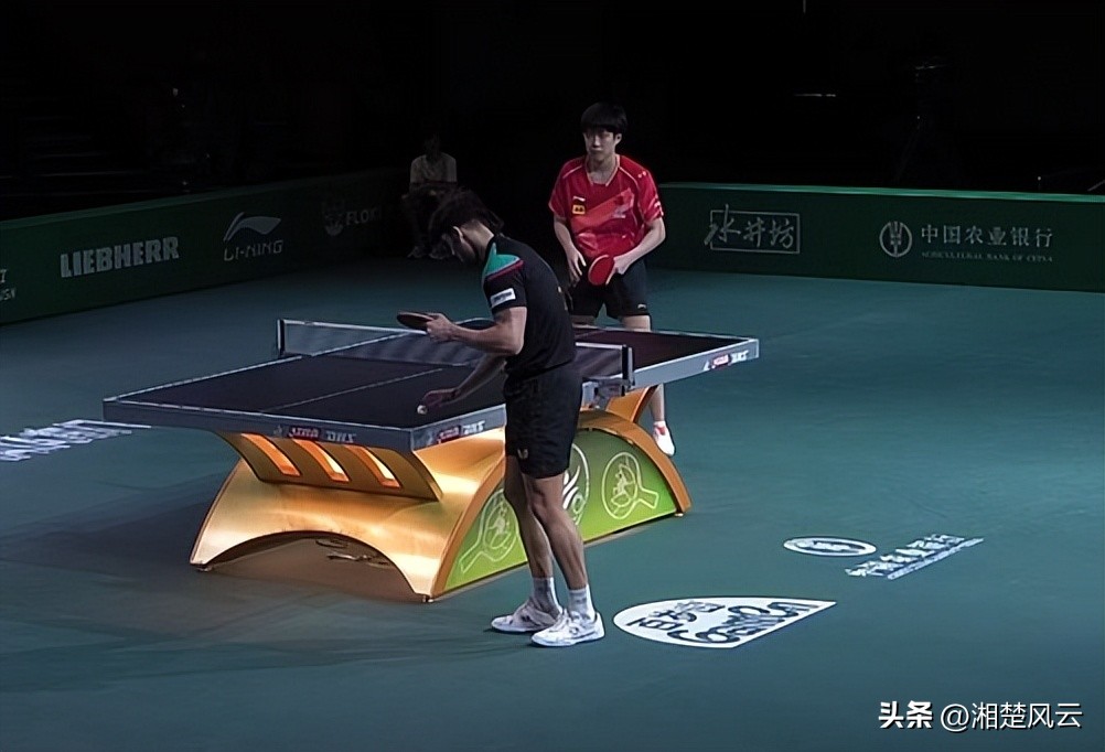 2022王楚钦对战瑞典,打疯了半场17投11中