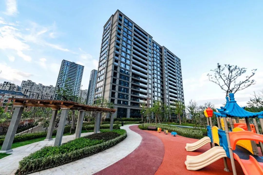 楂樹綅鎺ョ洏鐨勪拱鎴夸汉鐜扮姸,楂樹綅鎺ョ洏妤煎競鐨勪汉鐜扮姸