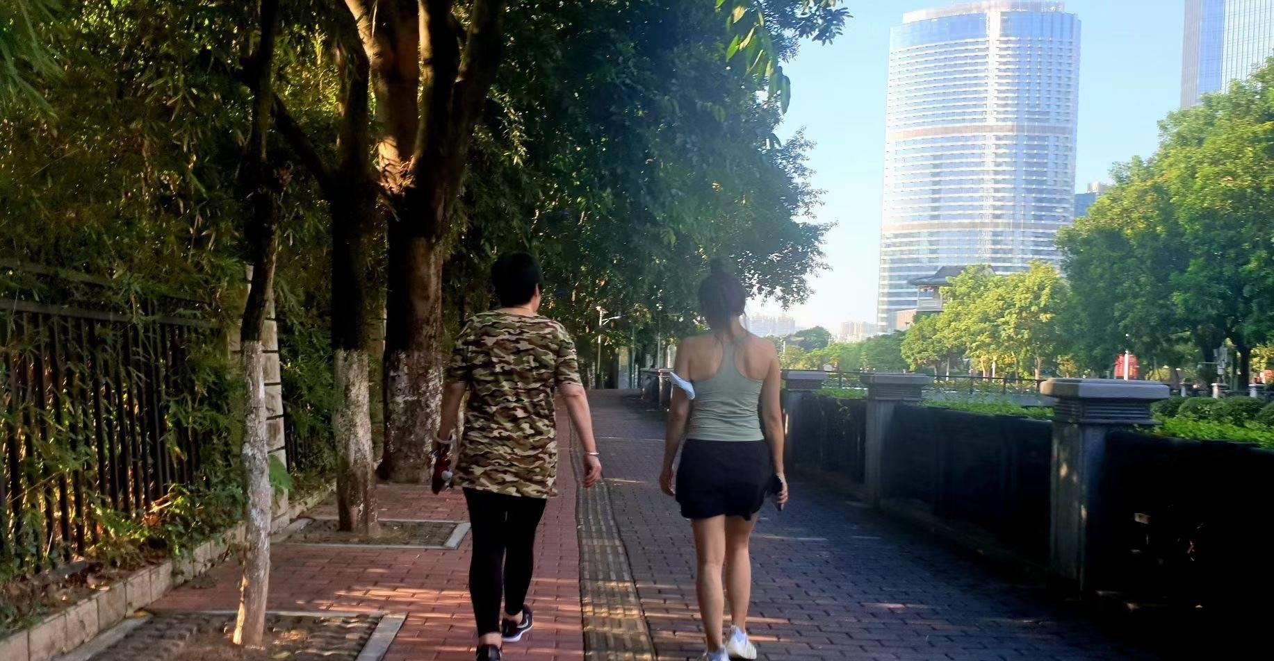 62岁退休老师做保洁员,60岁教师退休当清洁工