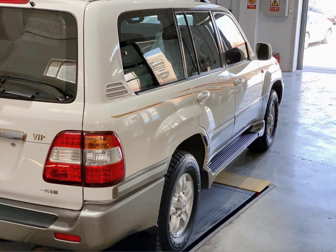 翻新陆巡lc100,陆巡lc100老款改装新款最佳案例