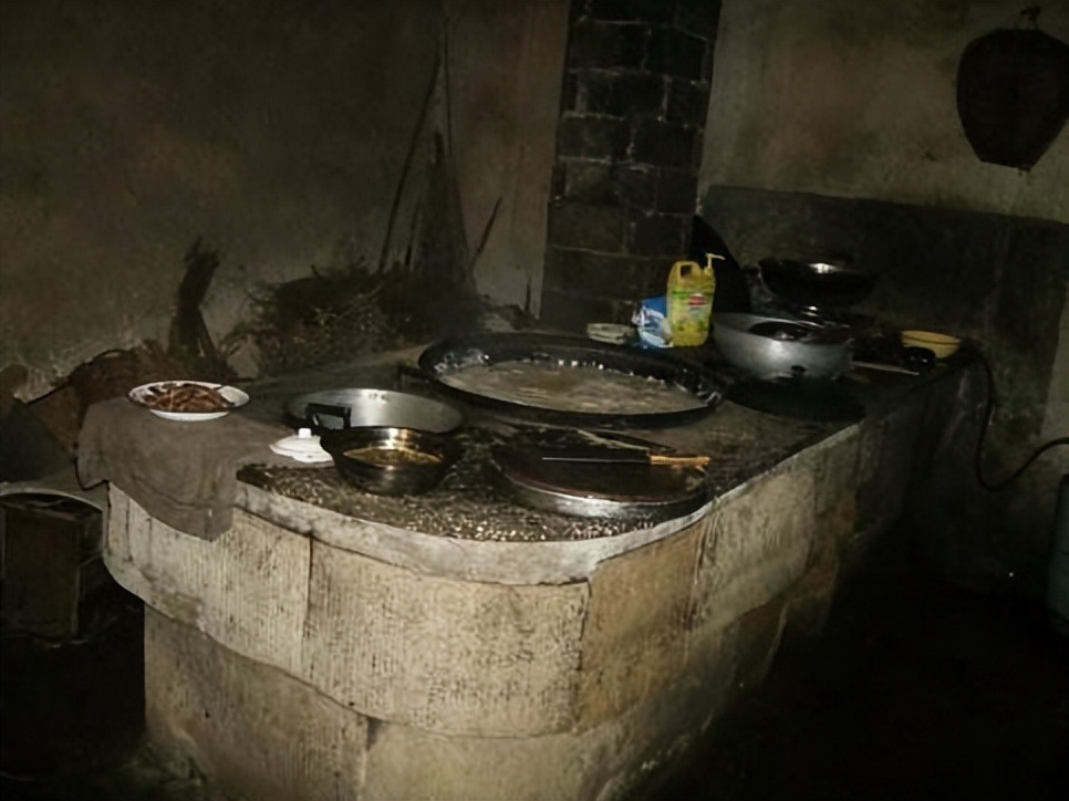 东北角放灶台为什么说是大忌,农村大锅灶有什么风水讲究