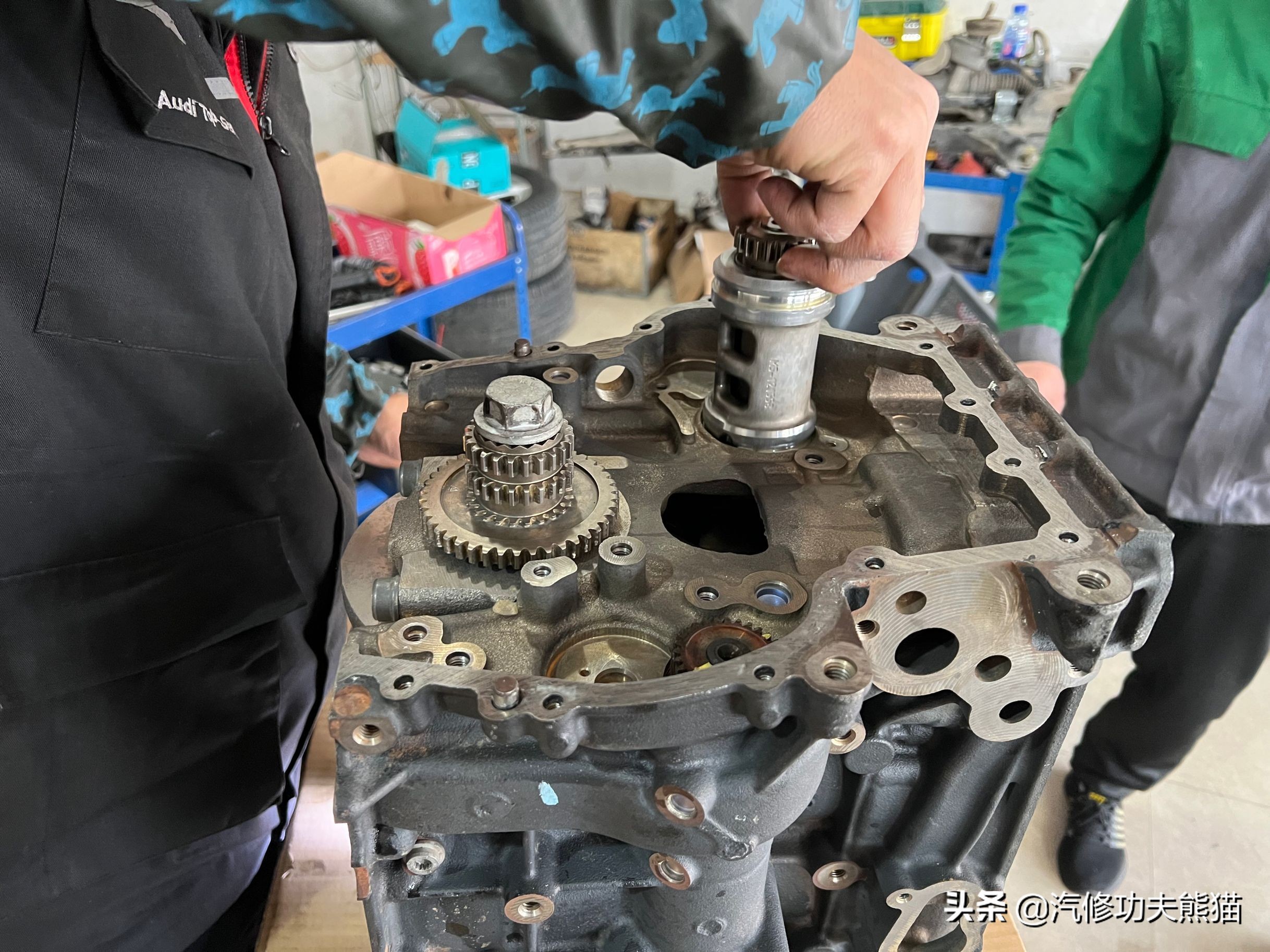 北京维修途观烧机油,途观9万公里严重烧机油原因