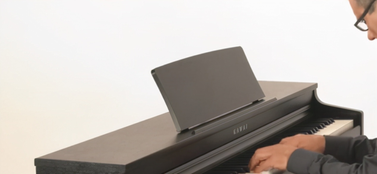 电钢琴kawaies110和罗兰fp18选哪个,kawai电钢琴es110和kdp120哪个好