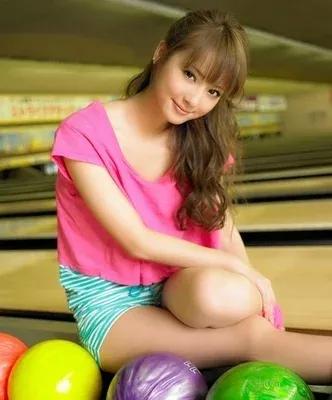 各国足球拉拉队美女服装,女足球拉拉队图片