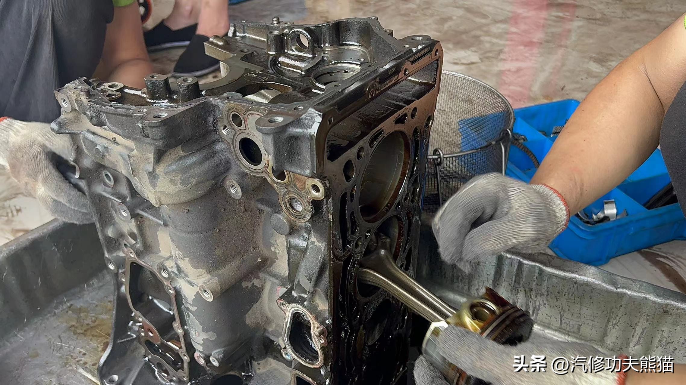 夏朗烧机油1500公里,进口大众夏朗1.8t不烧机油