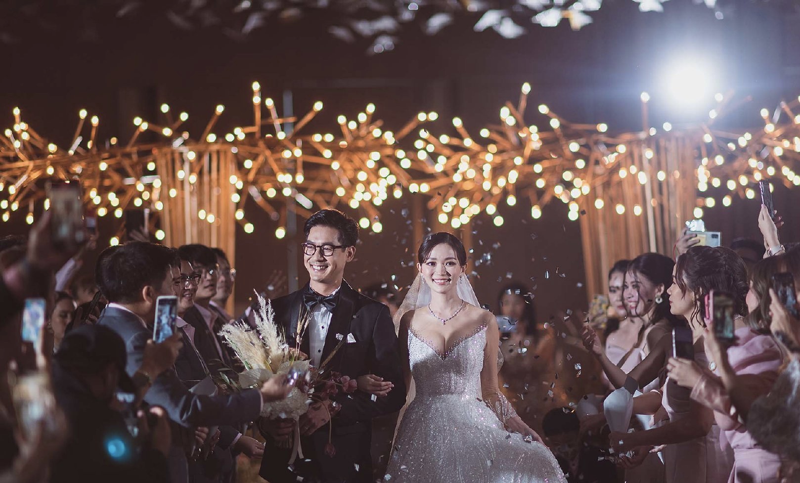 泰国一哥为婚礼一掷千金，与妻子闪婚被疑恨娶？还要拉踩前任？