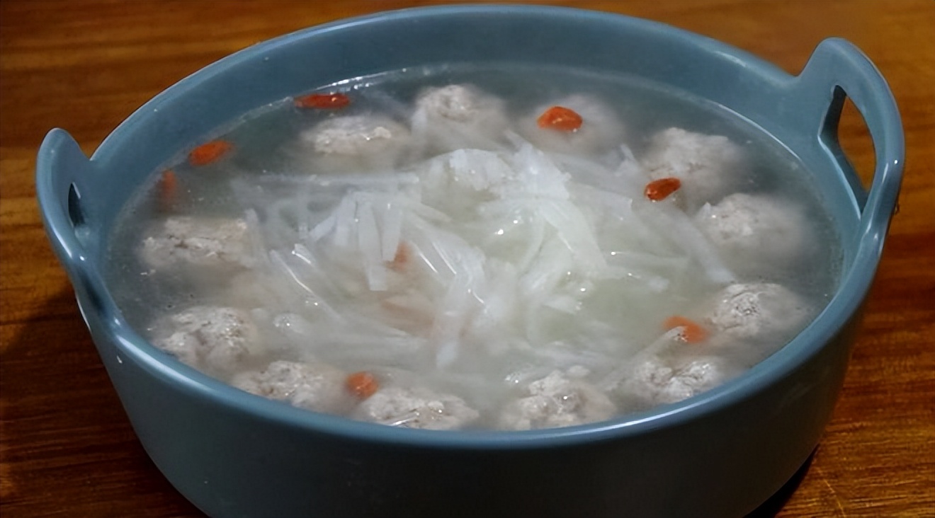 吃白萝卜清肺润肺养肺,用白萝卜润肺止咳小妙招