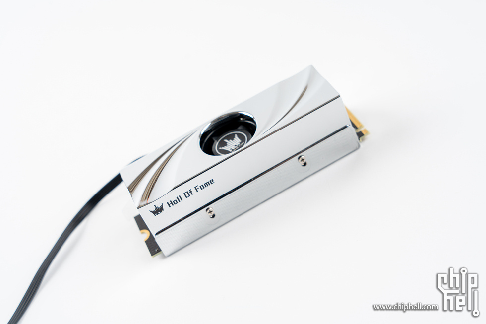 rog创世神装机视频,rog创世神细节