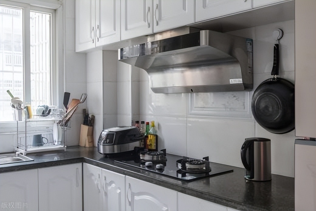 油烟机灶台上门清洗,油烟机清洗上门深度清洁