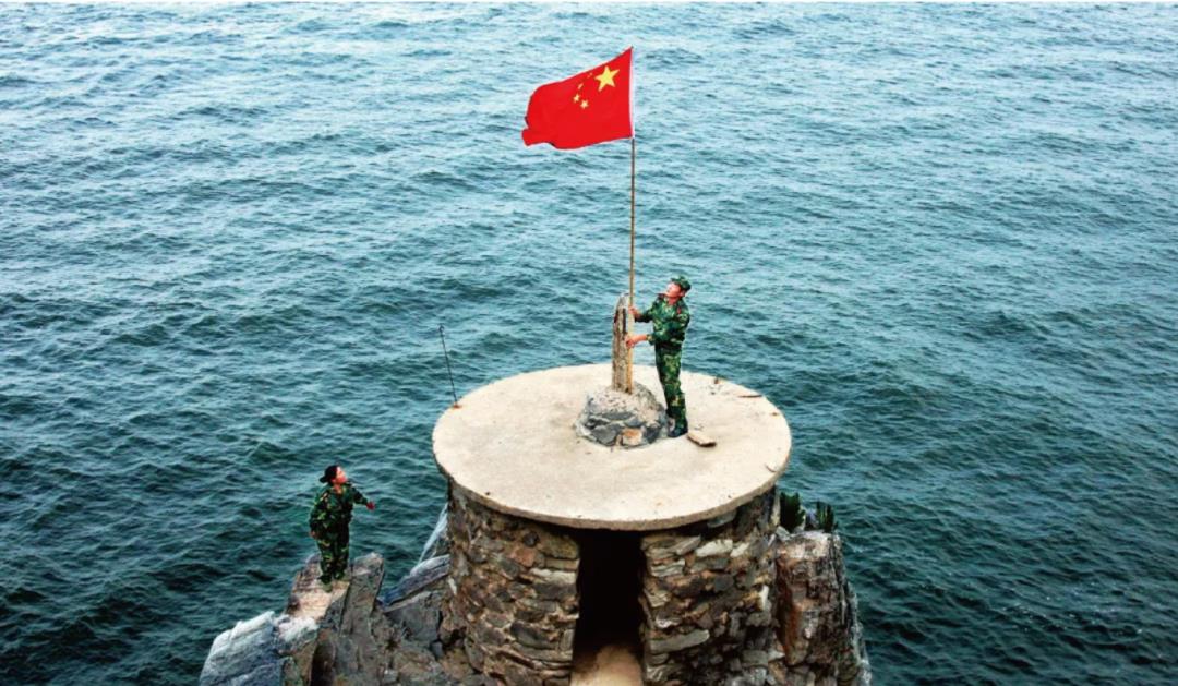 32年生活在孤岛,32年守的是岛更是家