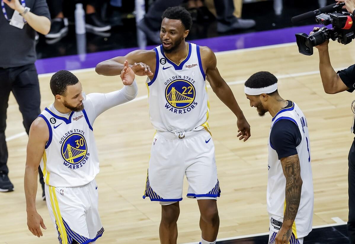 勇士三次夺冠都赢了谁,勇士逆转骑士三大功臣