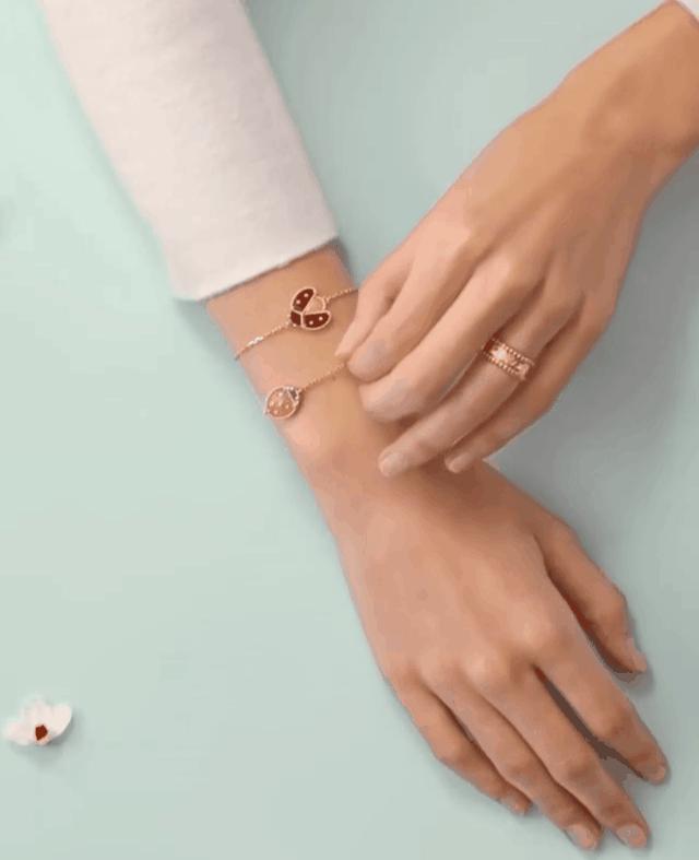 最适合新年戴的9款大牌红色珠宝,红色的珠宝