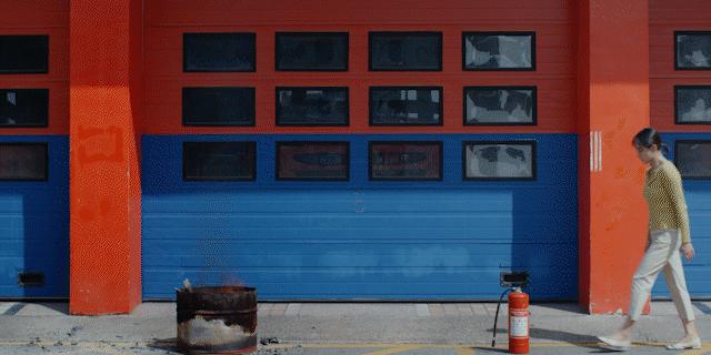 监控人的无语瞬间,监控拍下让人不解的一幕