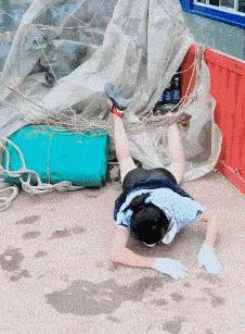 每日一笑闺蜜交了新男朋友,每日一笑之闺蜜交了新男朋友