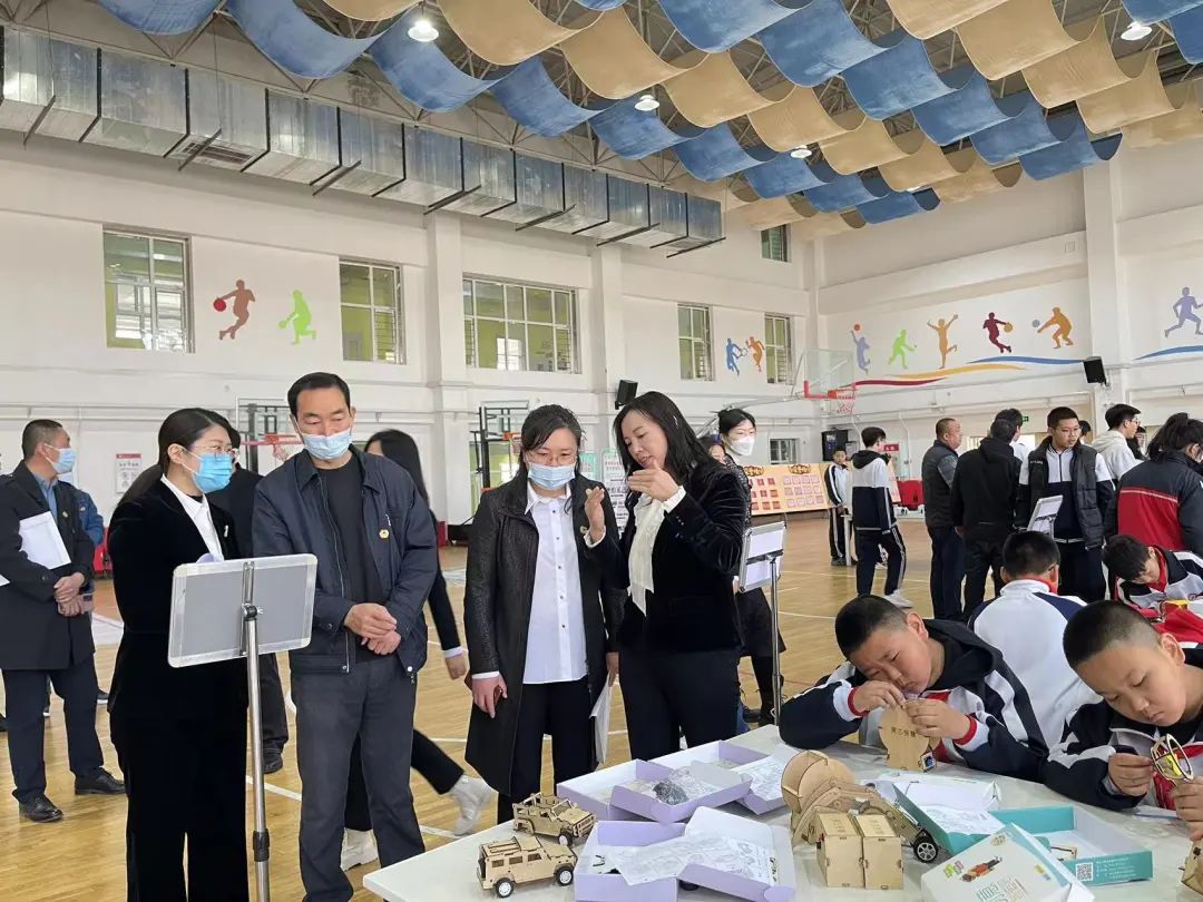 加强教育信息化,加强信息化建设提高管理质量