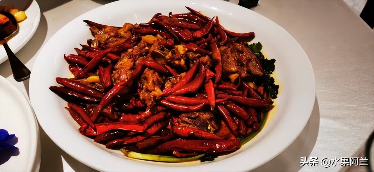 龙虾最好吃的5种做法简单,在家如何做出美味又好吃的龙虾
