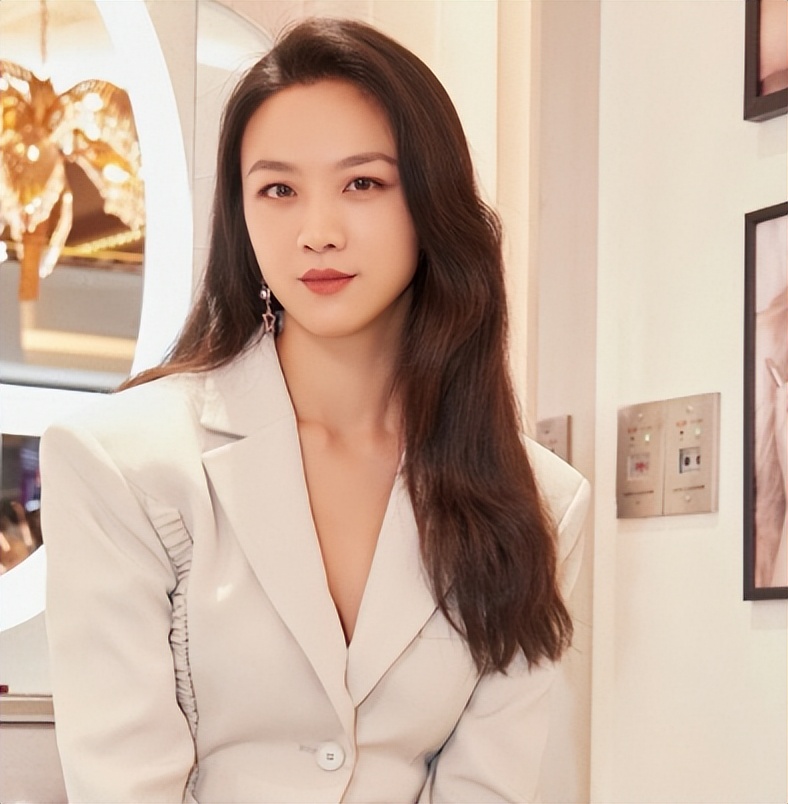 汤唯获奖时的获奖感言,汤唯第一次封百想影后获奖感言